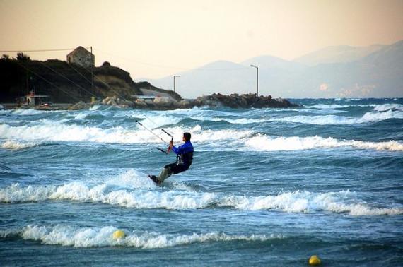 'Rory Kitesurfing 11Nov2006' - Kefalonia